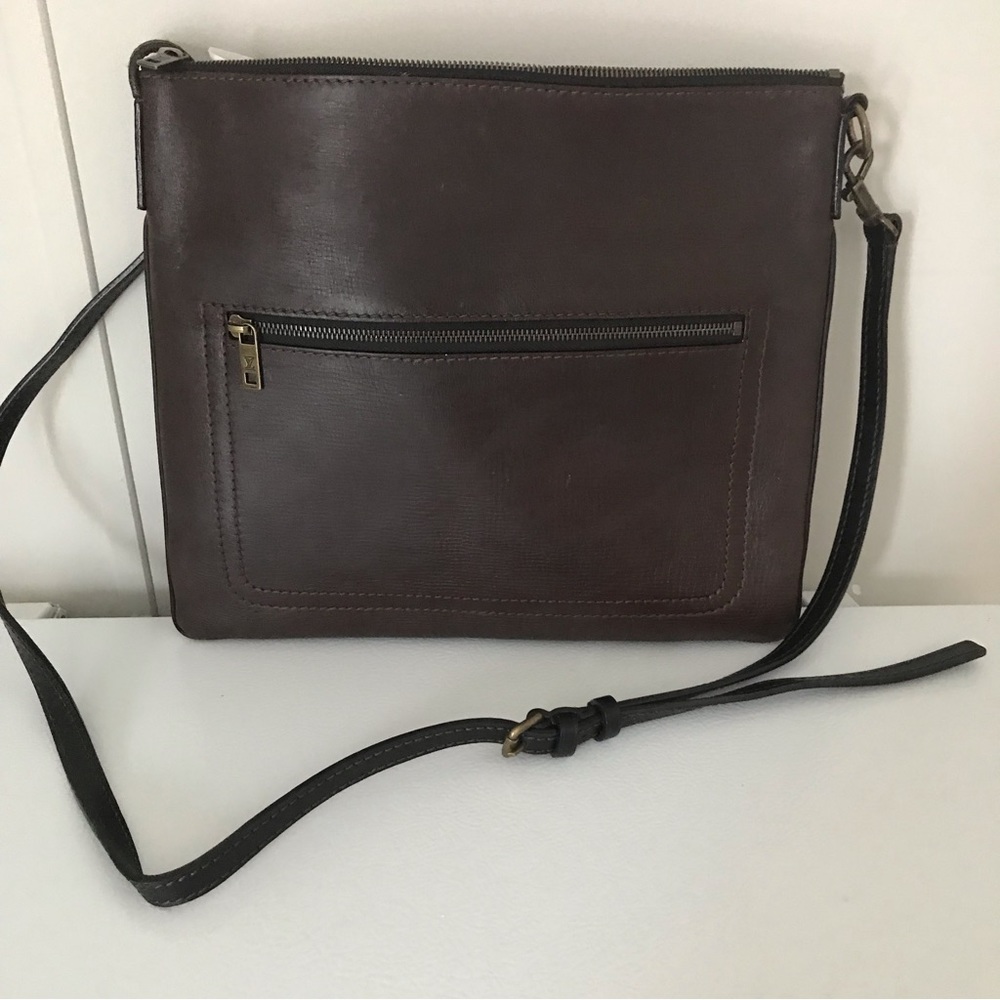 Louis Vuitton Crossbody bag